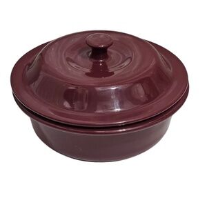 Pampered Chef Deep Burgundy Ceramic Casserole Dish with Lid- BRAND NEW